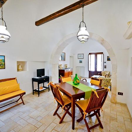 I Trulli Di Alejandro Villa Locorotondo Exteriör bild
