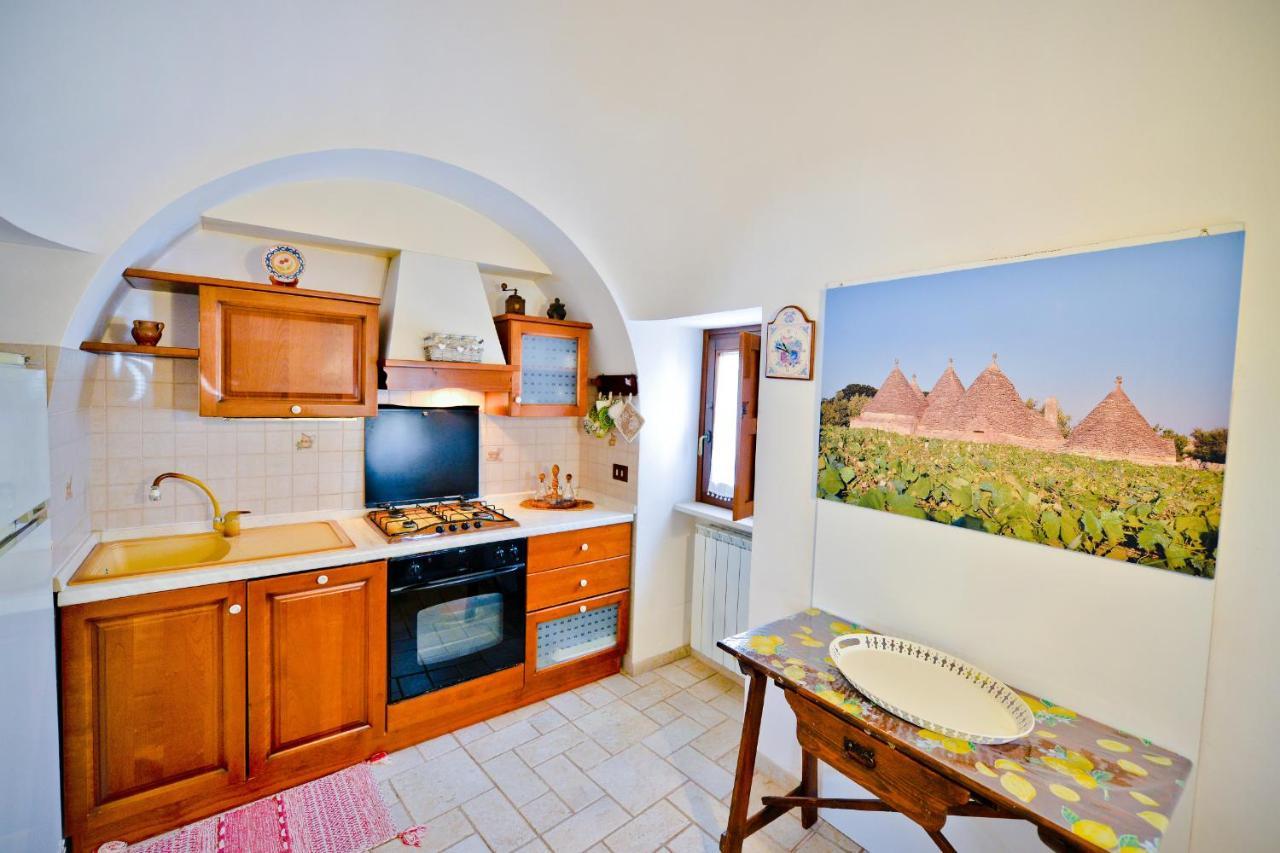 I Trulli Di Alejandro Villa Locorotondo Exteriör bild