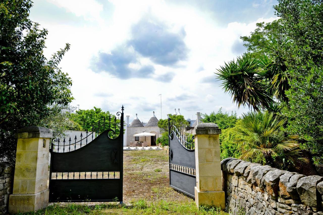 I Trulli Di Alejandro Villa Locorotondo Exteriör bild